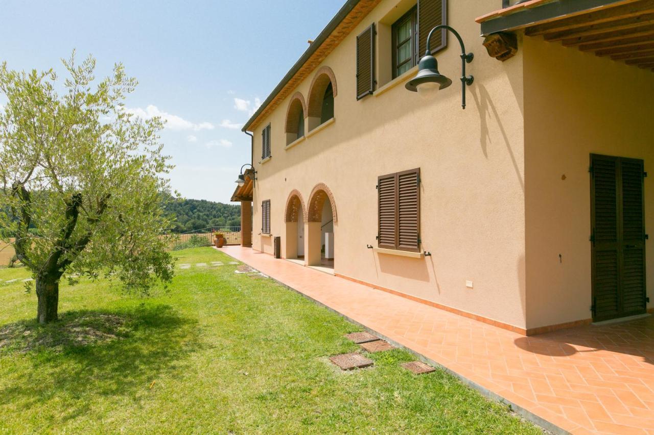 Отель Relais La Pieve Vecchia Рипарбелла Экстерьер фото